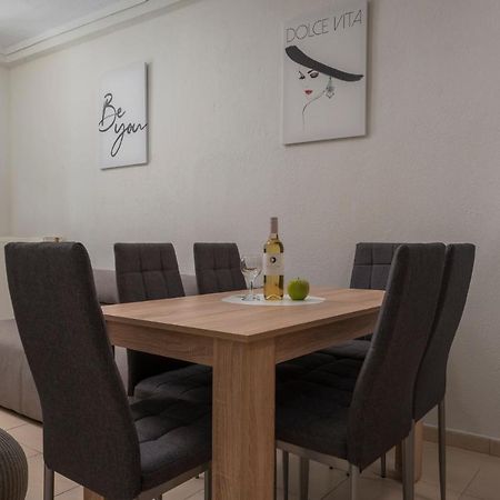 סלוניקי Kosmos Sevice Apartment Family City Center 4A מראה חיצוני תמונה
